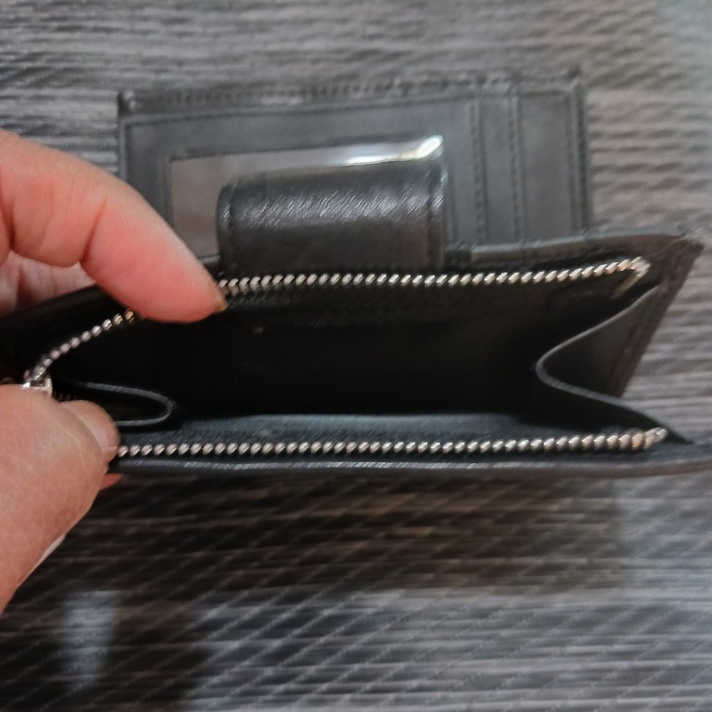 Wallet - Picture 4 of 5